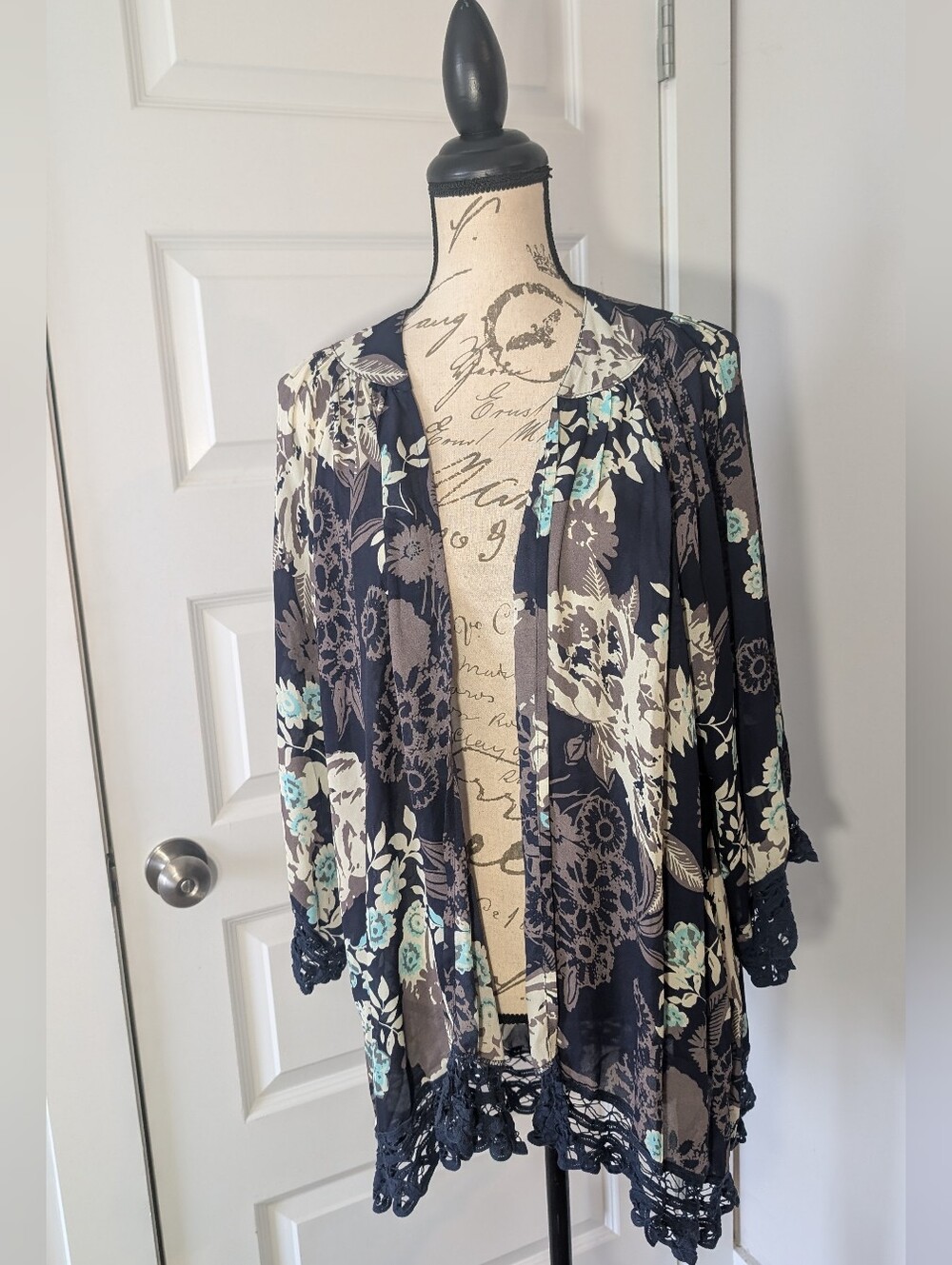 JODIFL Navy Floral Open-Front Lace-Trim Kimono Oversized S